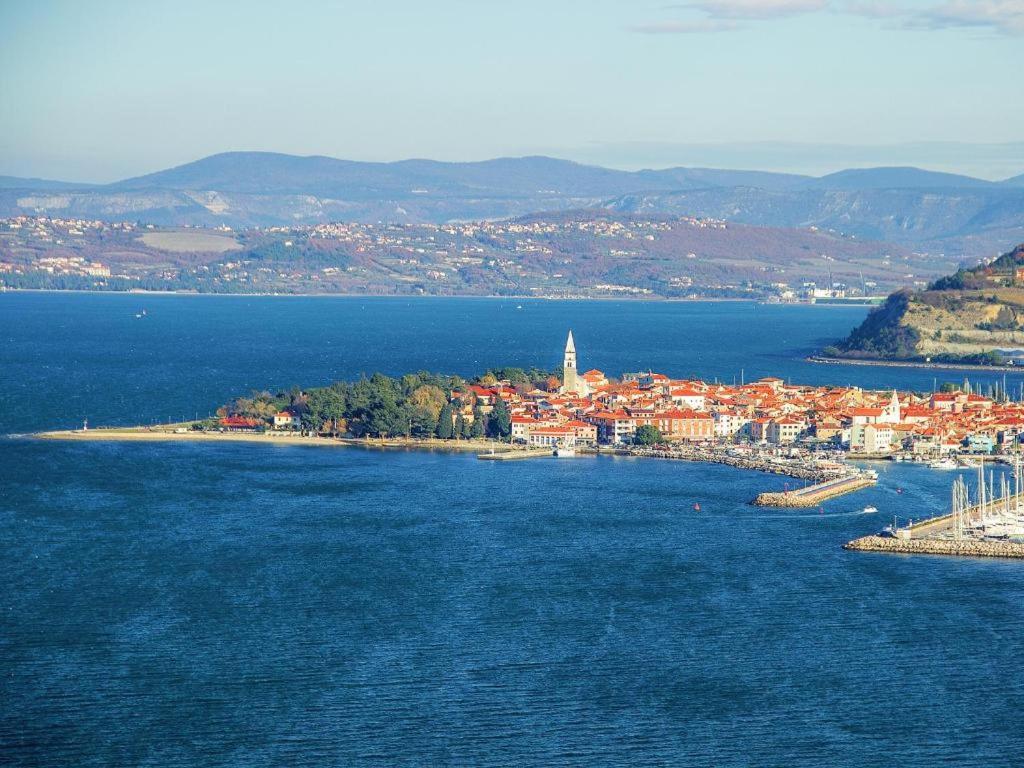 Villa Noa Jacuzzi & Sauna Izola Exterior foto